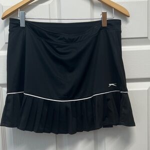Slazenger Black Golf Skirt with White Trim size medium